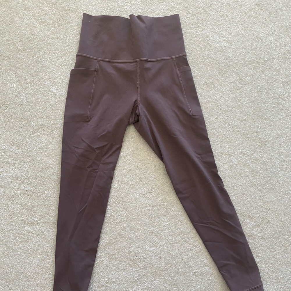 Athleta salutation 7/8 mauve legging size xs